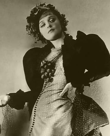 Renée Vivien 11329310