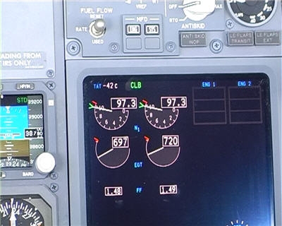 Dans les coulisses d'un cockpit d'avion de ligne Eicas-10