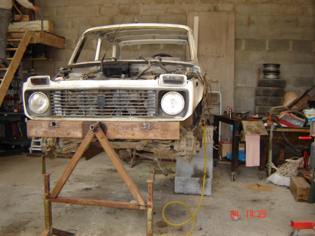 Mon niva perriquet en restauration. 4910