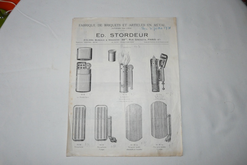 BRIQUET - Livres sur les briquets non-Zippos - Page 2 P1060710