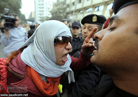 ثورة شباب مصر :صور من معانات مصر  1410