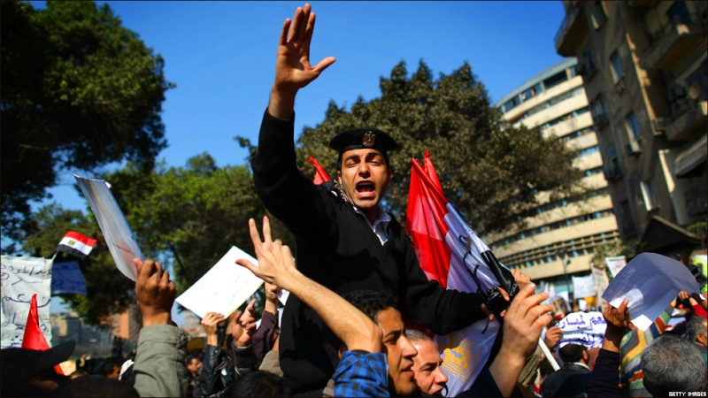 بالصور: "معارك" ميدان التحرير 1811