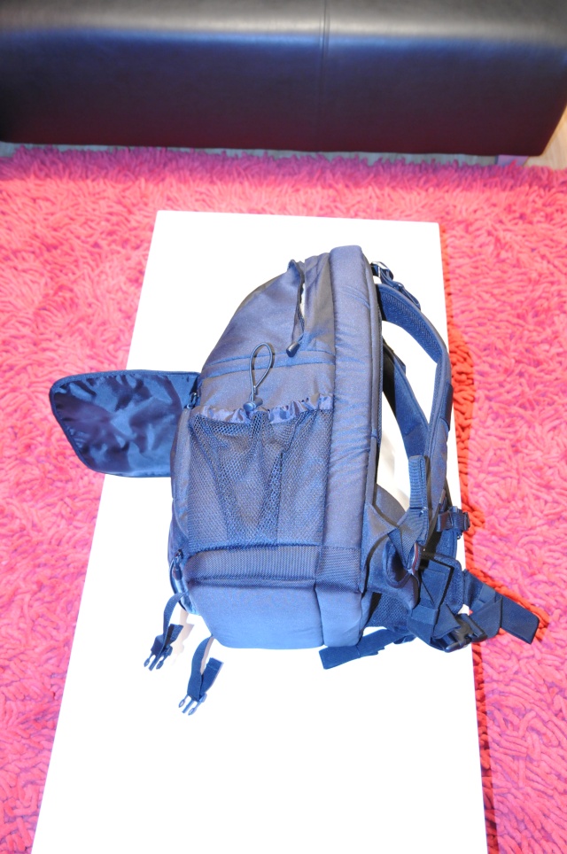 Description Lowepro Fastpack 350 Dsc_5715