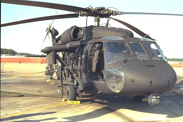 ACADEMY 1/35 AH-60 L Blackhawk DAP - Dio Afghanistan - - Page 2 Dap210
