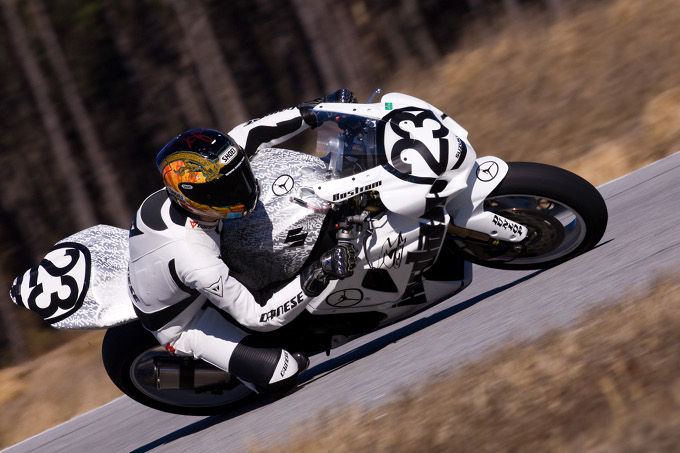 Le GSXR 1000 09-10-11 - Page 13 Home_i13