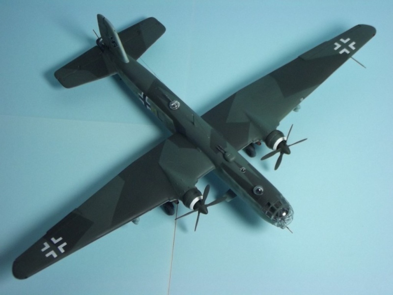 [Revell] Heinkel He 177 A-5 + Fritz X Heinke52