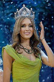 21-годишната рускиня Ксения Сухинова стана “Мис Свят“ 130