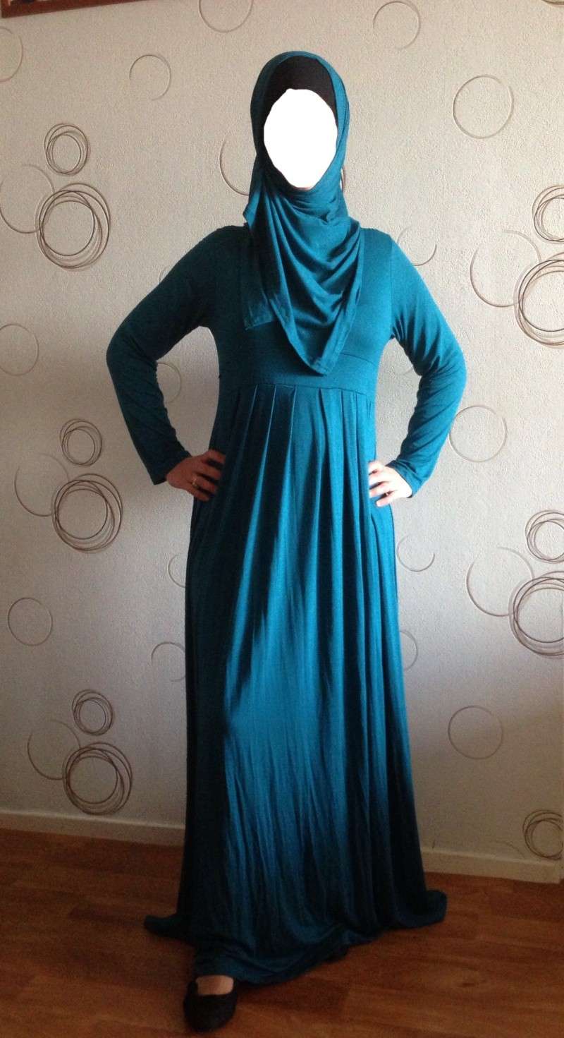 ROBE avec hijab integré new co  Img_4812