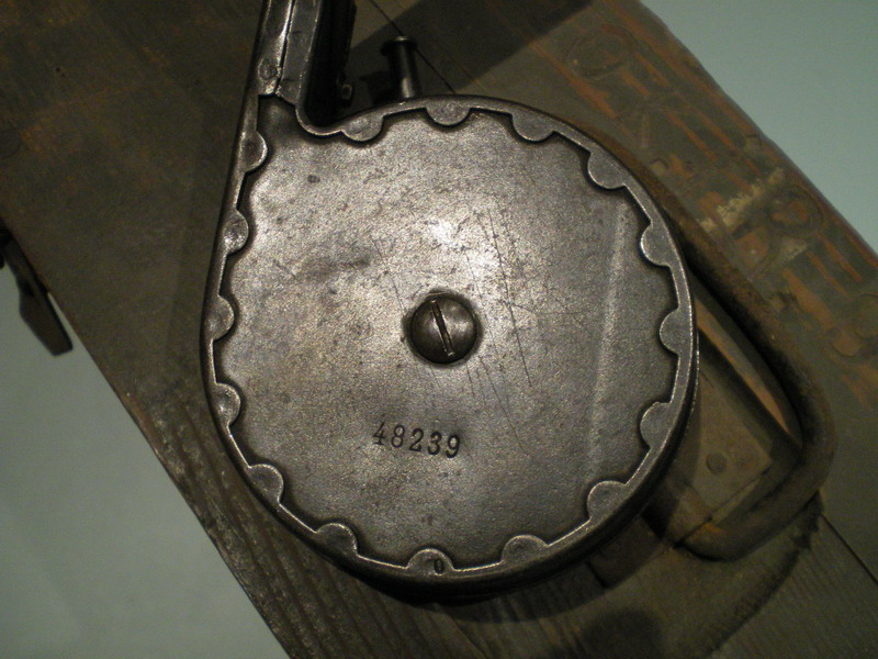 La P-Kasten : accessoire du luger dit d'artillerie (ou LP14) et du MP18/1 Trom_a10