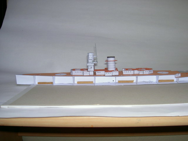 Graf Spee in 1:400 - Fertig Pict1424