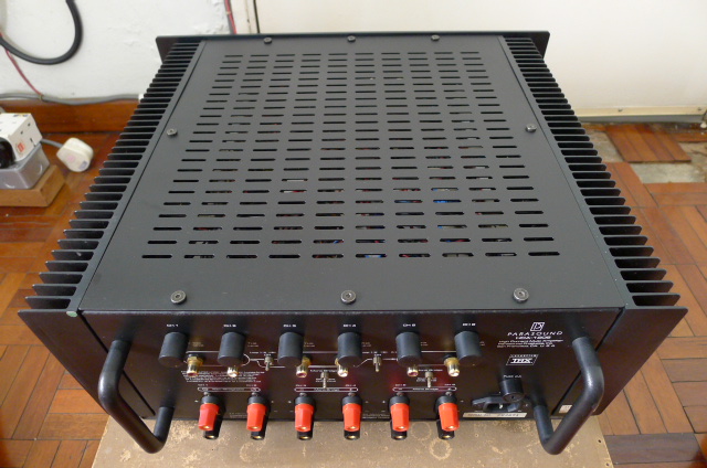Parasound HCA-1206 power amp (sold) P1060720