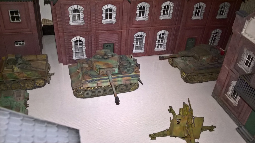 La soucoupe du 3e Reich retirée du marché [Maquette] Tanks10