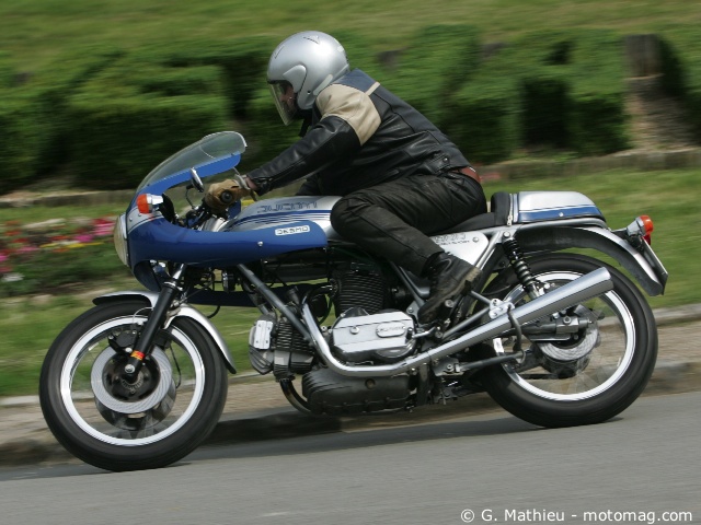 Essai Ducati 900 SS (1973) 1_acti10
