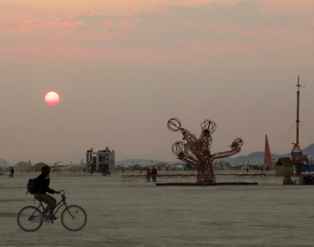 The Burning Man festival - Page 2 Burnin25