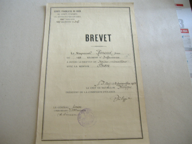 Rentré d un grouping du 168 RI armée francaise du rhin 1922 Certif11