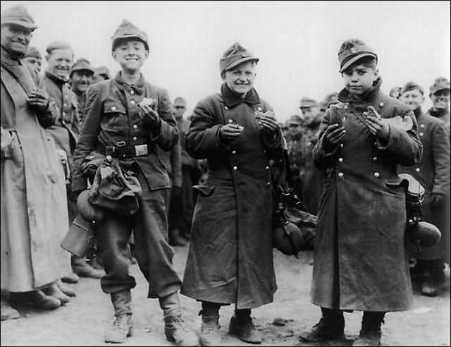 Wehrmacht's teenagers... Child-13