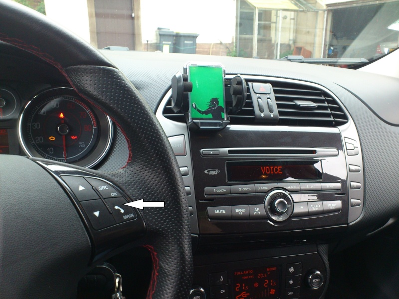 Besoin de quelques explications pour mon autoradio et b&me Fiat_b10