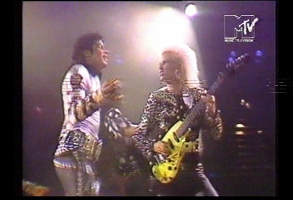 [DL] MTV Special BAD Tour 1987-1988 (Compilation) Mtv_co15