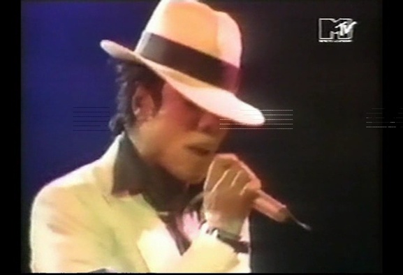 [DL] MTV Special BAD Tour 1987-1988 (Compilation) Mtv_co17