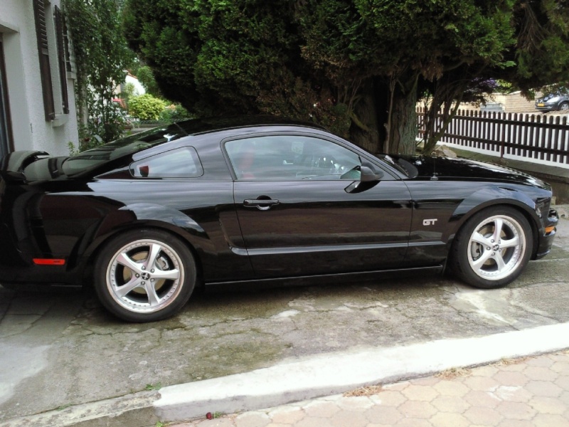 Mein Mustang mal nur für Opelmaus und die anderen Opelscheunen User ...ob das wohl gut ankommt...aber mal was anderes  Mustan11
