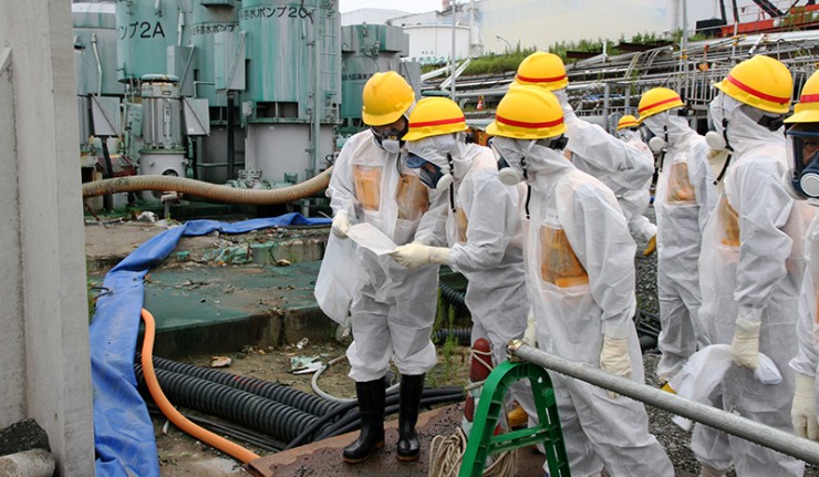 Les dangereux mythes de Fukushima - Page 2 16kask11