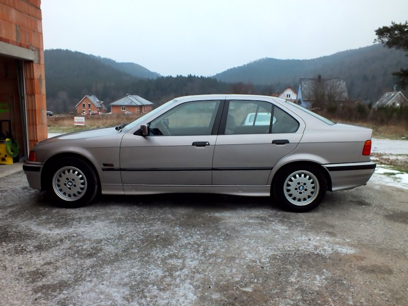 BMW E36 318ia Dscf3216