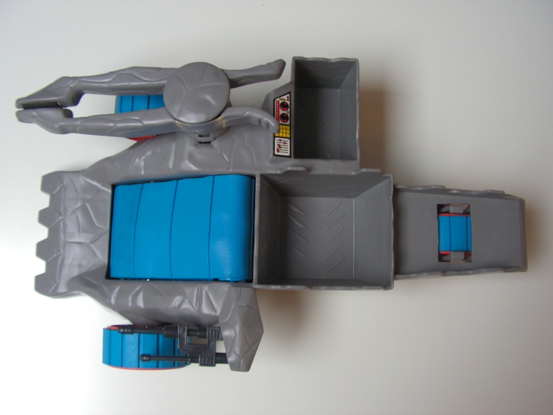 Les GOBOTS de TRYPTICON - Page 7 Pict0443