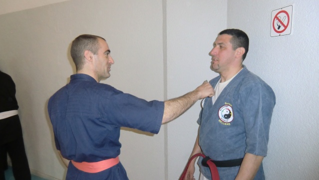 Stage de Small Circle Jujitsu avec Dave Castoldi à Elne les 2 et 3 mars 2013 Cimg1114