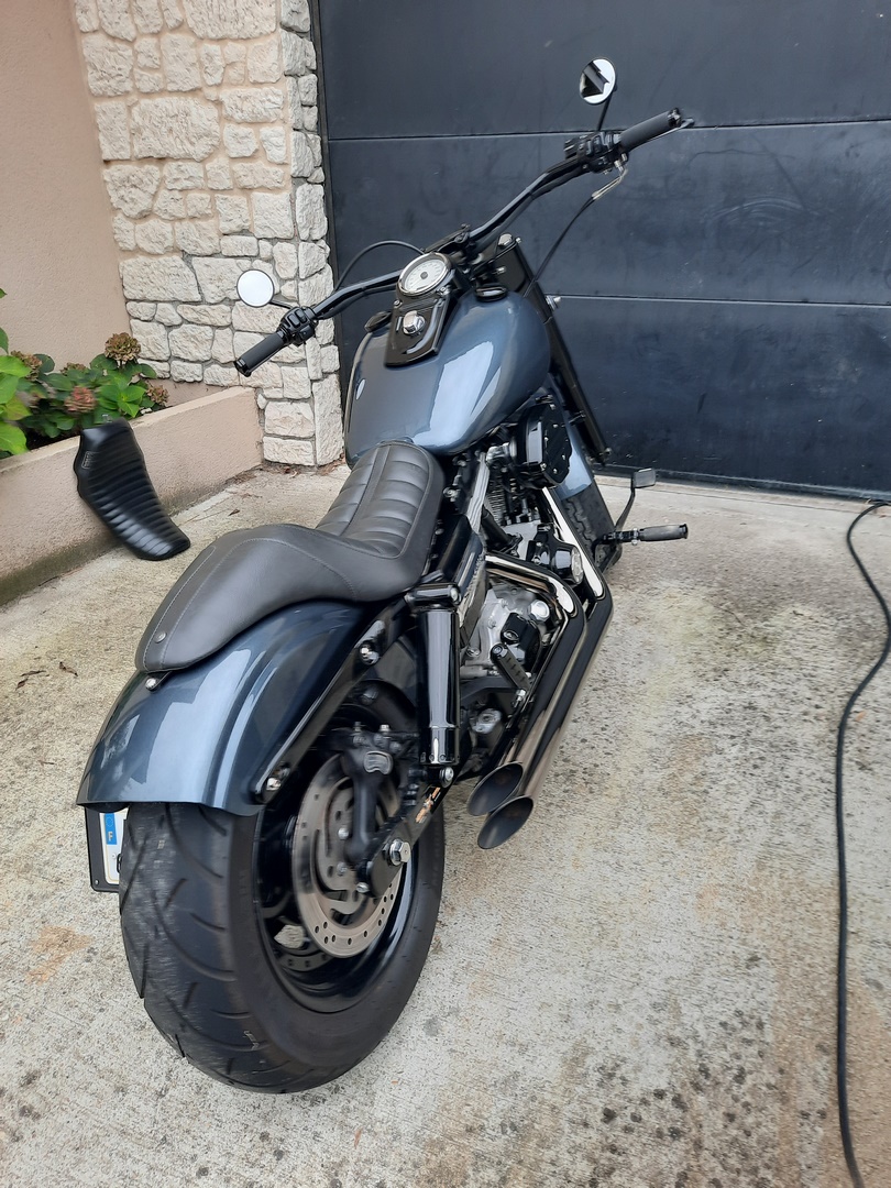 changement guidon sur super glide trés custom 20221017