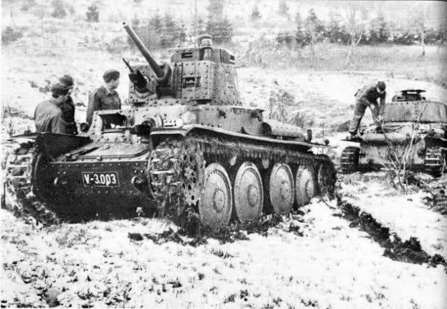 German Panzer Kpfw 38(t) Ausf.B (Luca_zena) 15zfvq10