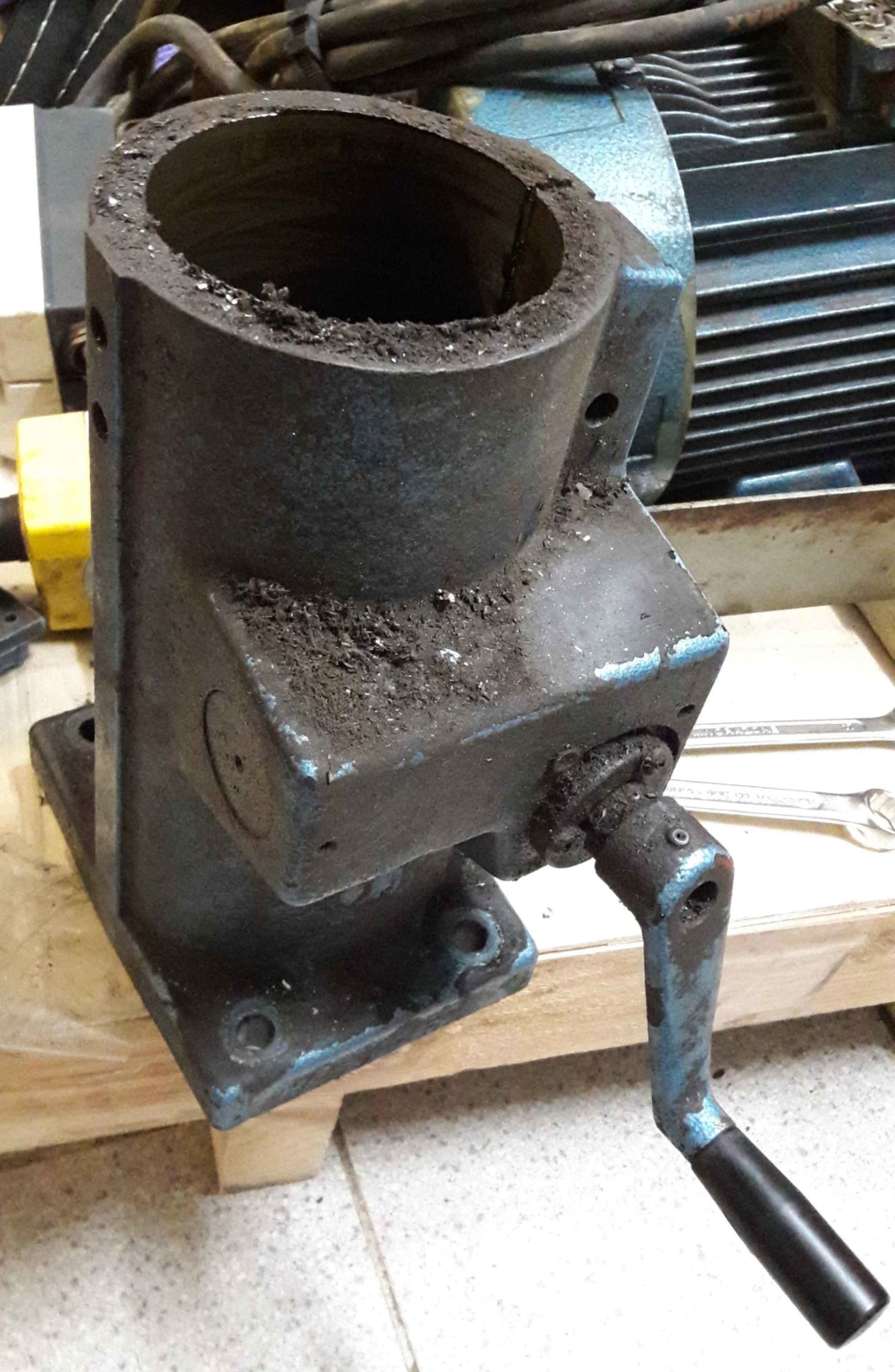 Perceuse à colonne Sydéric S20 / Démontage / Nettoyage / Remontage - Page 6 20181203