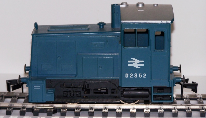 Le locotracteur "0-4-0 Diesel Shunter" des British Railways. Lima_o12