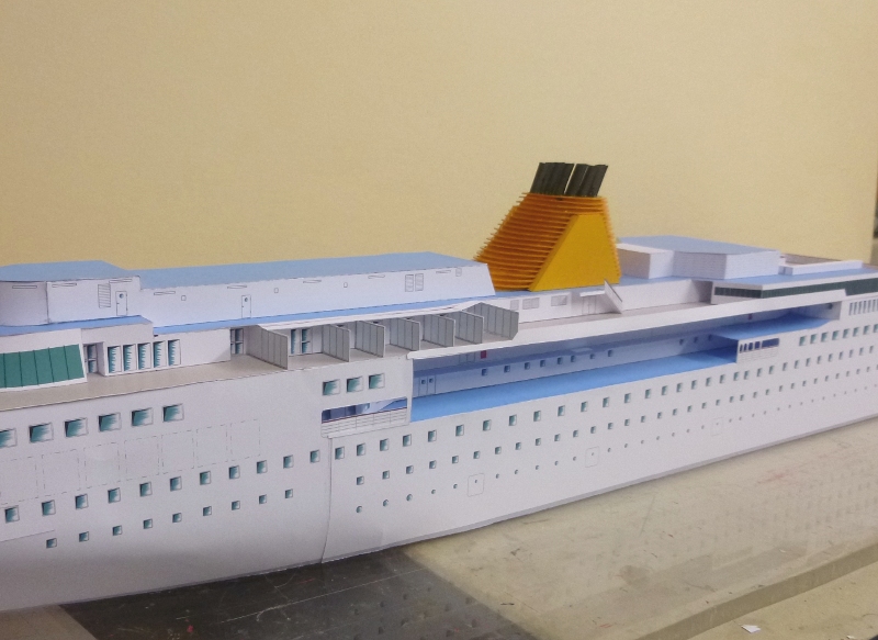 Neues Schiffsmodell 1:250 aus dem Hause "Von Kampen Design" - Seite 2 P1010149