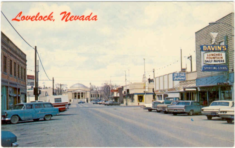 Photos et cartes postales d'époque, Chevrolet 1955 - Page 2 Lovelo10