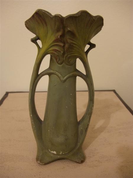 Vase feuille et grappe de raisin 2011_011