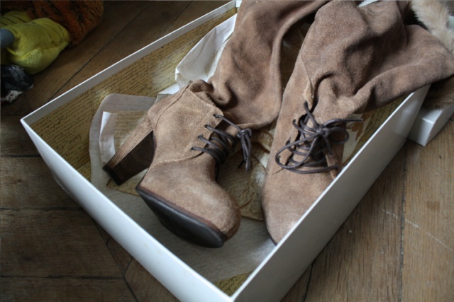 [NEW] Vends Robe léopard et bottes à talons Img_4515