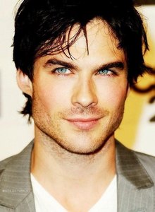 Top 5 des plus beaux yeux bleus connus 2 Ian-so10