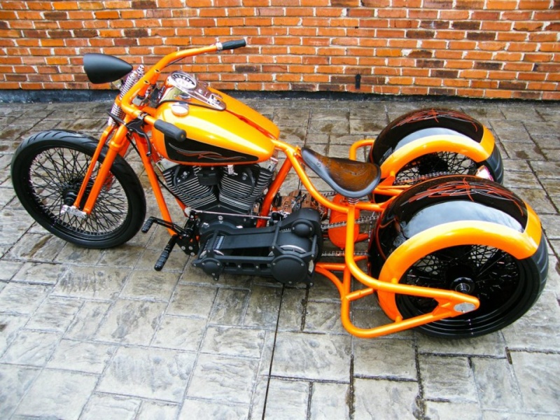 Motos de 3 ruedas 40251110