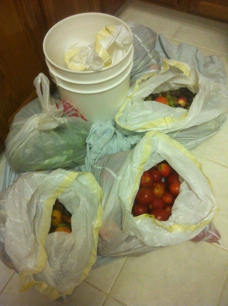 Compost material from grocery store Farmer10