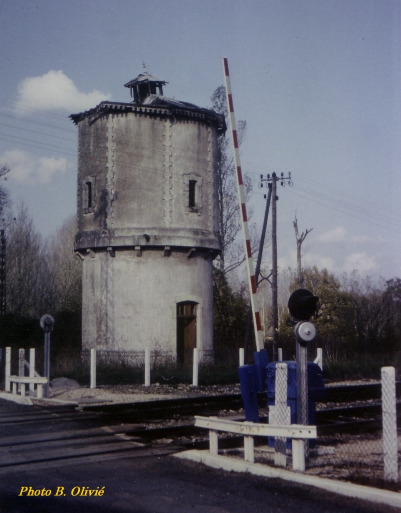 Pk 606,4 : Gare de Bertholène (12) Bertho10