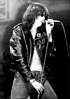 THE RAMONES CURIOSIDADES  270px-12