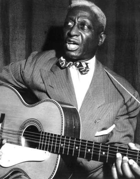 LEADBELLY (1888-1949) Fb_i1043