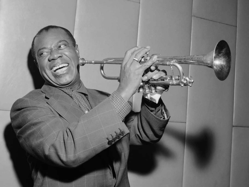 LOUIS ARMSTRONG  Fb_i4555