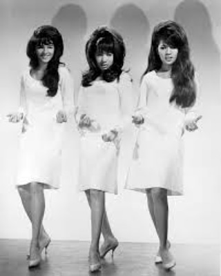 THE RONETTES  Img_1410