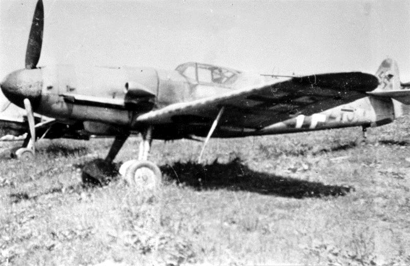 (GB JICEHEM) [Hasegawa] Messerchmitt Bf 109K-4  1/48 Bf109_15