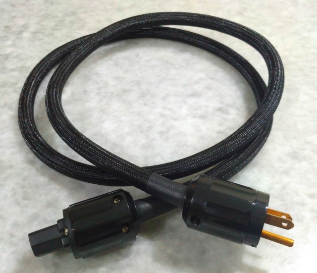 Oyaide Connectors with Lapp Power Cable 0111