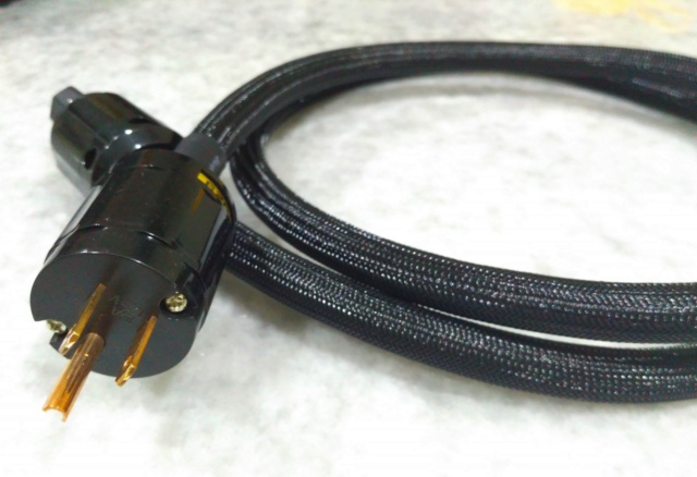 Oyaide Connectors with Lapp Power Cable 0211