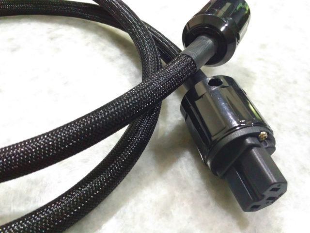 Oyaide Connectors with Lapp Power Cable 0510