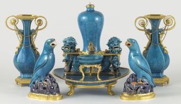 Chinoiseries et meubles de Marie-Antoinette : par Weisweiler, Macret et Riesener 6eec1010