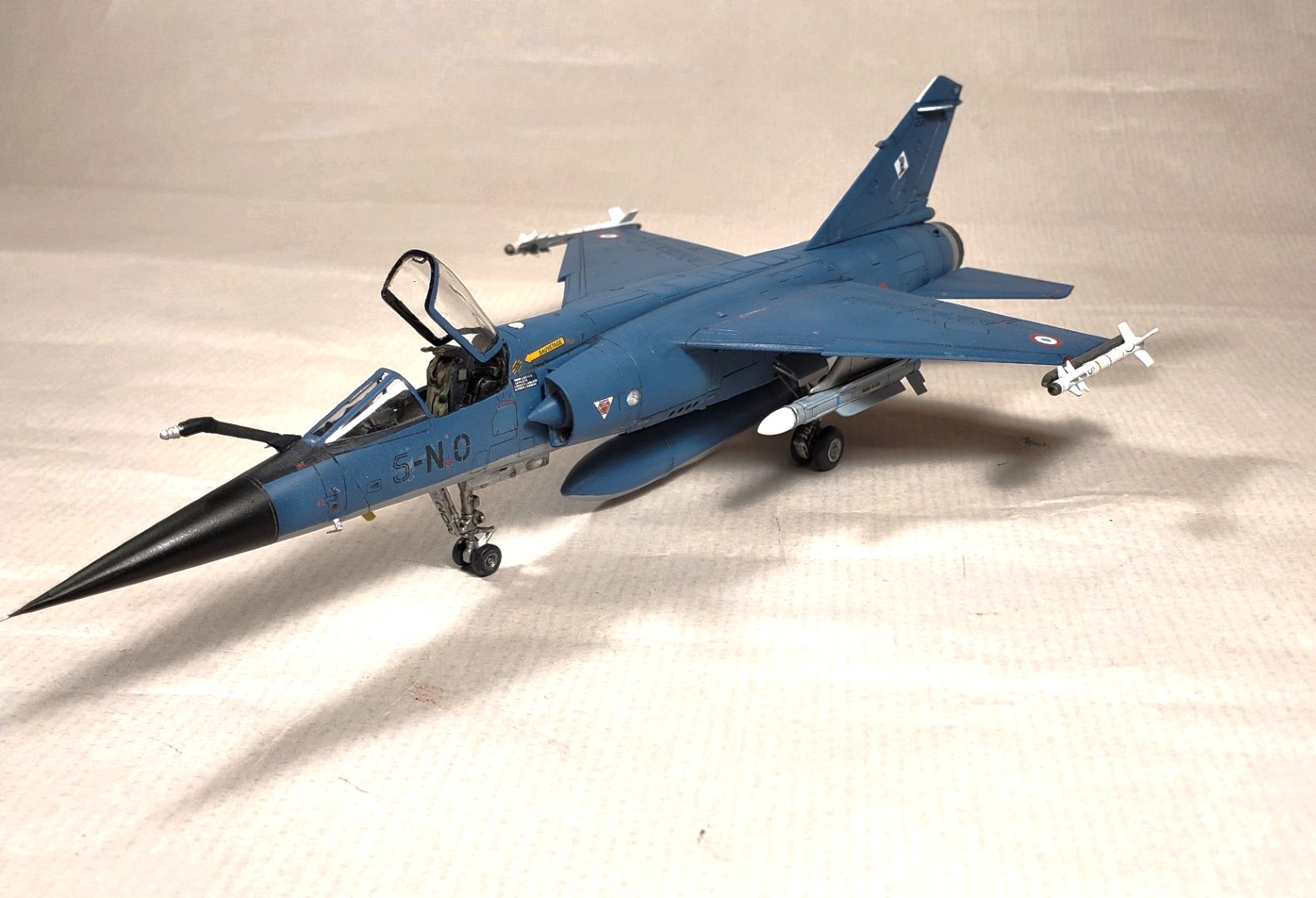 [Special Hobby] 1/72 - Dassault Mirage F1C-200   EC 1/5 Vendée (mf1c) - Page 2 0188